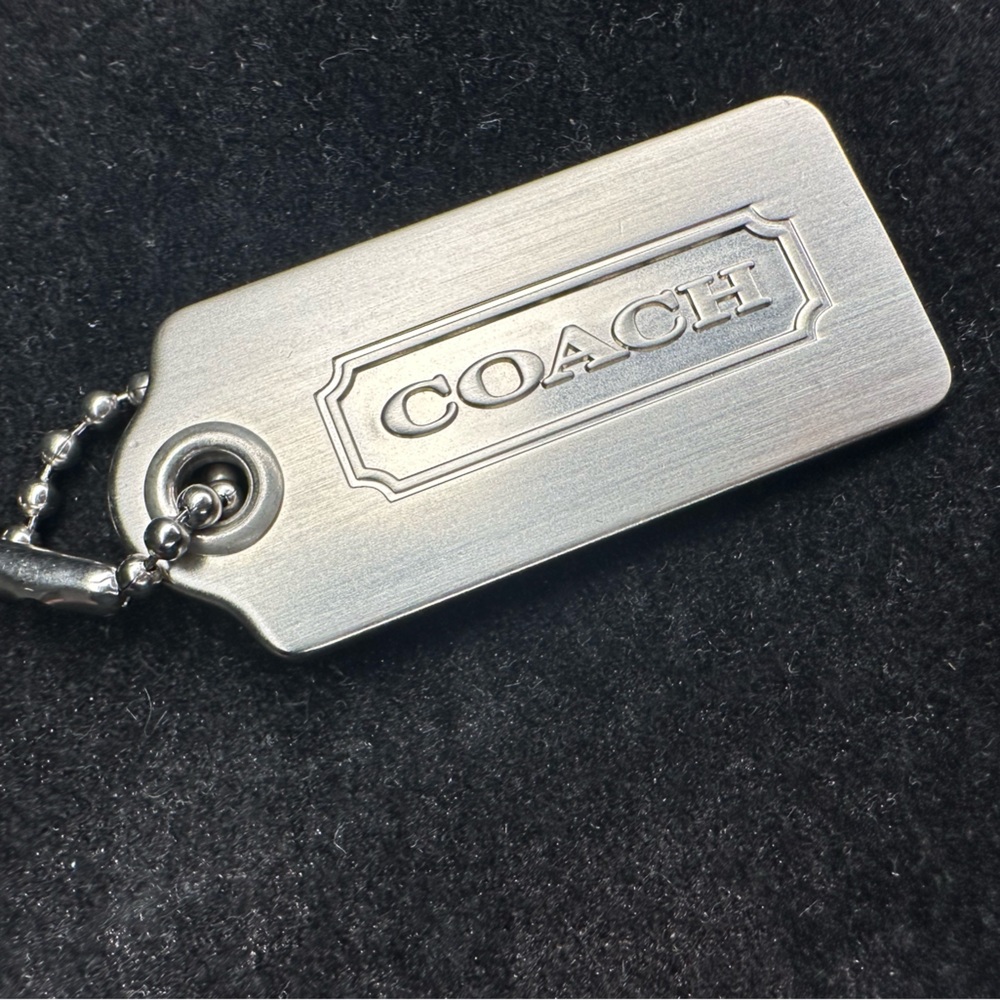 Y2K Metal Matte Coach Hangtag in silver